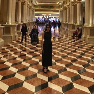 Elegant Black Sleeveless Dress